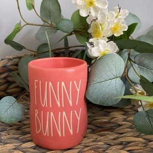 Rae Dunn Coral Pink Cotton Candy Scented Funny Bunny Candle *New*